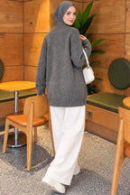 V-Neck Buttoned Oversize Knit Cardigan Brown