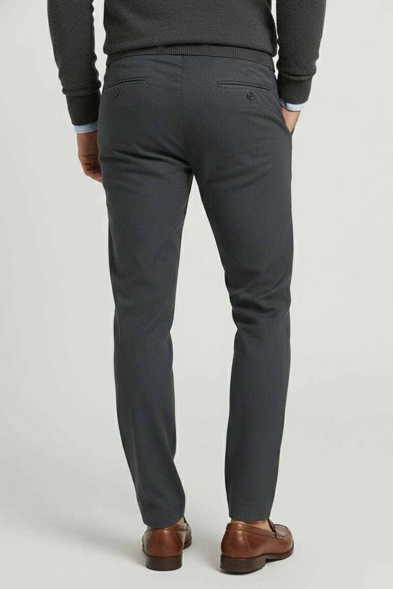 https://cdn.pazarium.com.tr/gabardin-bagcikli-jogger-pantolon-antrasit-710983-17-B.jpg