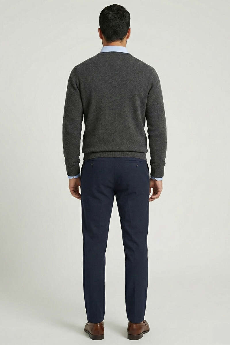 https://cdn.pazarium.com.tr/gabardin-bagcikli-jogger-pantolon-lacivert-711010-17-B.jpg