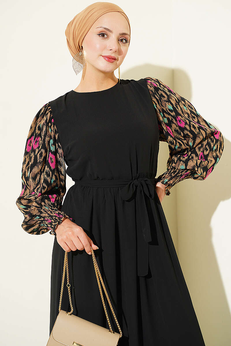 https://cdn.pazarium.com.tr/garnili-kollari-desenli-sifon-elbise-latte-815989-20-B.jpg