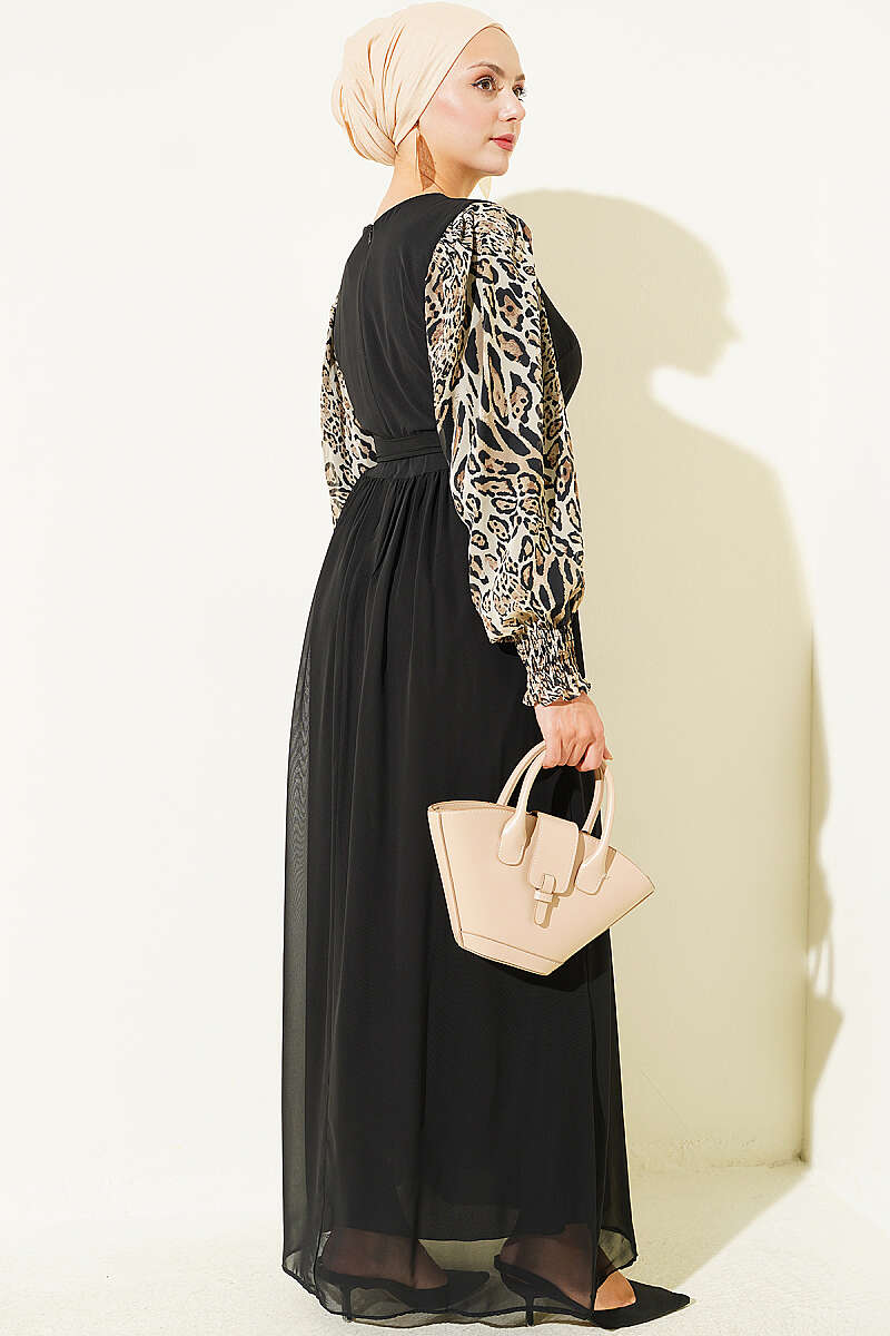 https://cdn.pazarium.com.tr/garnili-kollari-desenli-sifon-elbise-leopar-816010-20-B.jpg