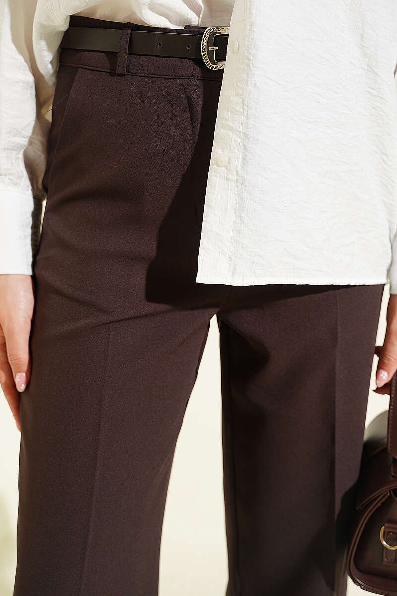 Geniş Paça Kemerli Düğmeli Pantolon