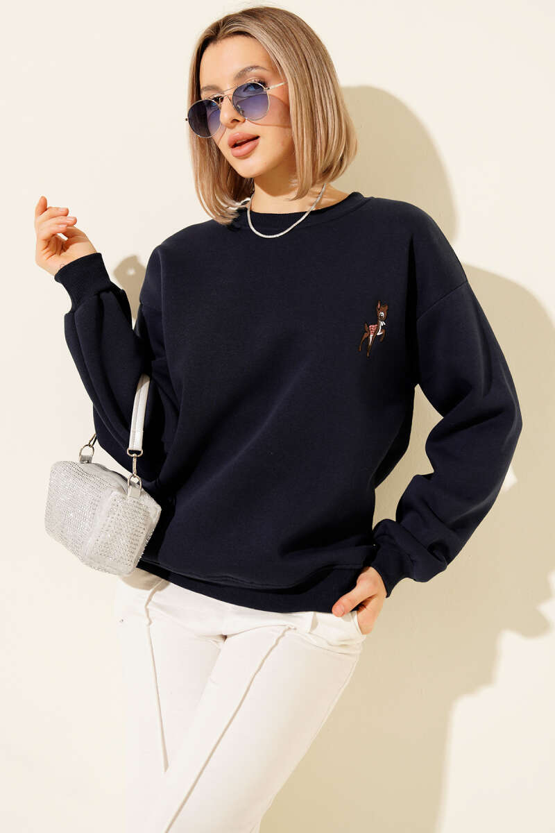 Geyik Nakışlı Sweatshirt