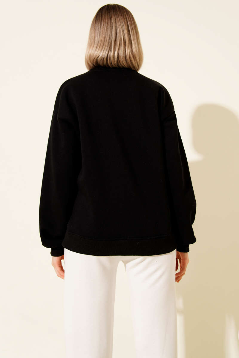 Geyik Nakışlı Sweatshirt