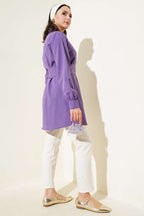 https://cdn.pazarium.com.tr/gizli-dugmeli-kendinden-kusakli-gomlek-lila-633050-15-B.jpg