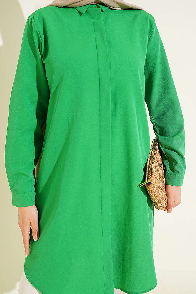 https://cdn.pazarium.com.tr/gizli-dugmeli-uzun-basic-gomlek-benetton-795095-19-B.jpg