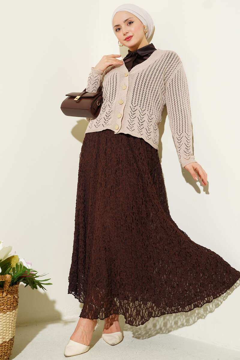 Gold Buttoned Openwork Short Knitted Cardigan