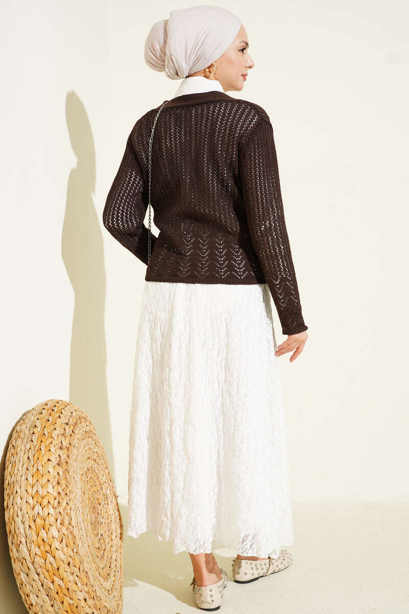 Gold Buttoned Openwork Short Knitted Cardigan