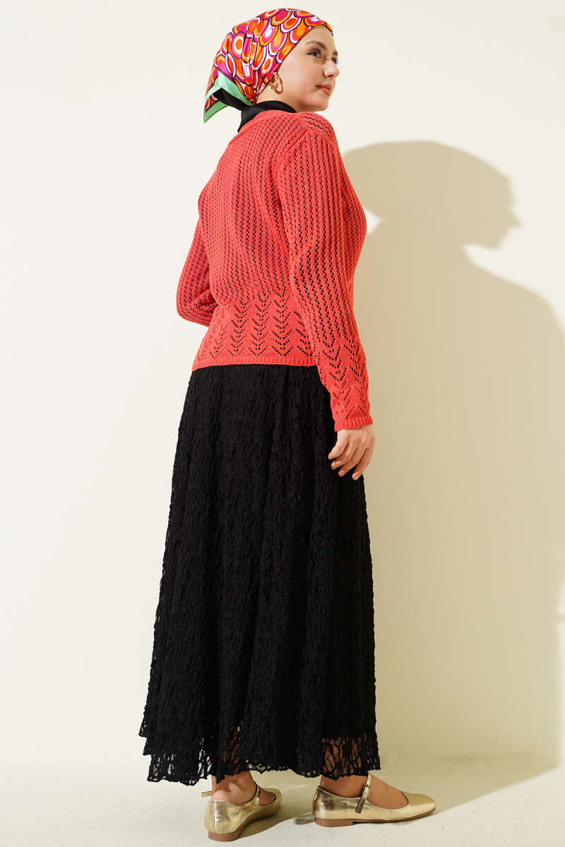 Gold Buttoned Openwork Short Knitted Cardigan