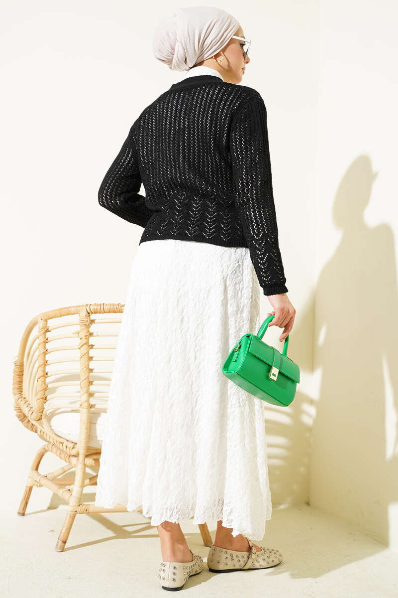 Gold Buttoned Openwork Short Knitted Cardigan