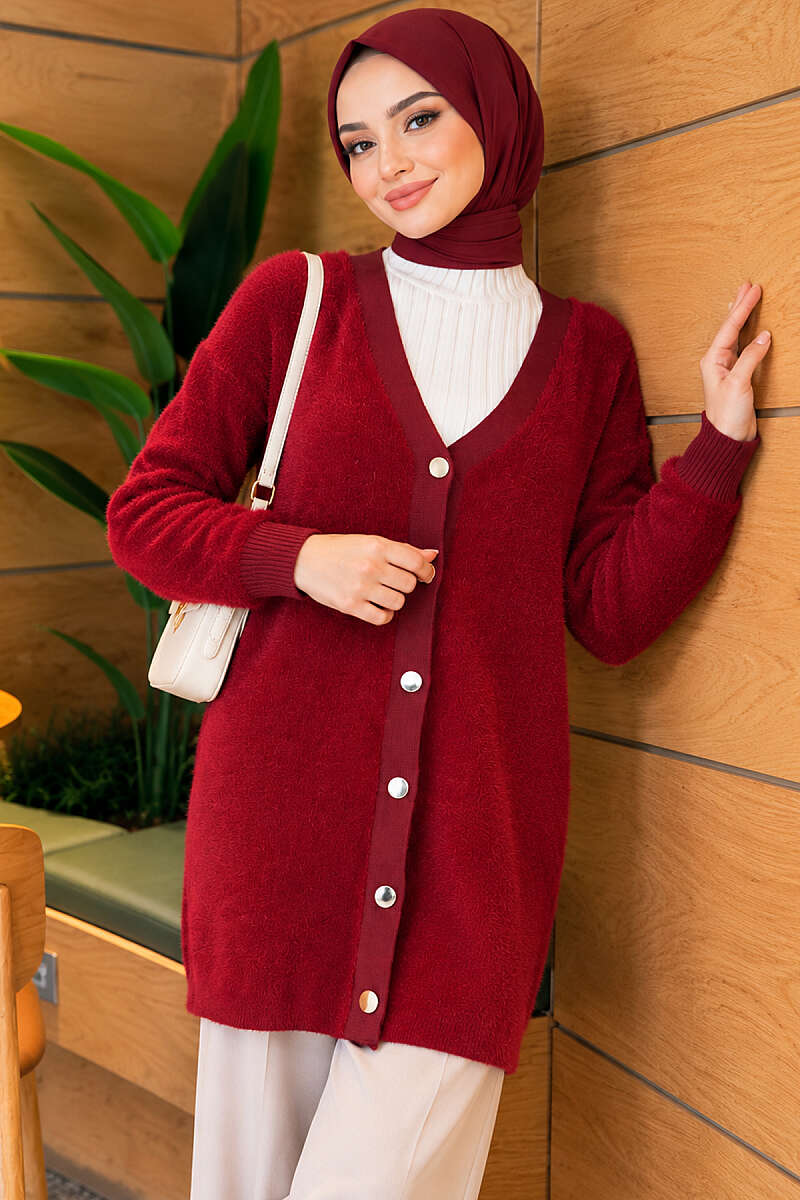 https://cdn.pazarium.com.tr/gold-dugmeli-angora-hirka-bordo-840123-20-B.jpg
