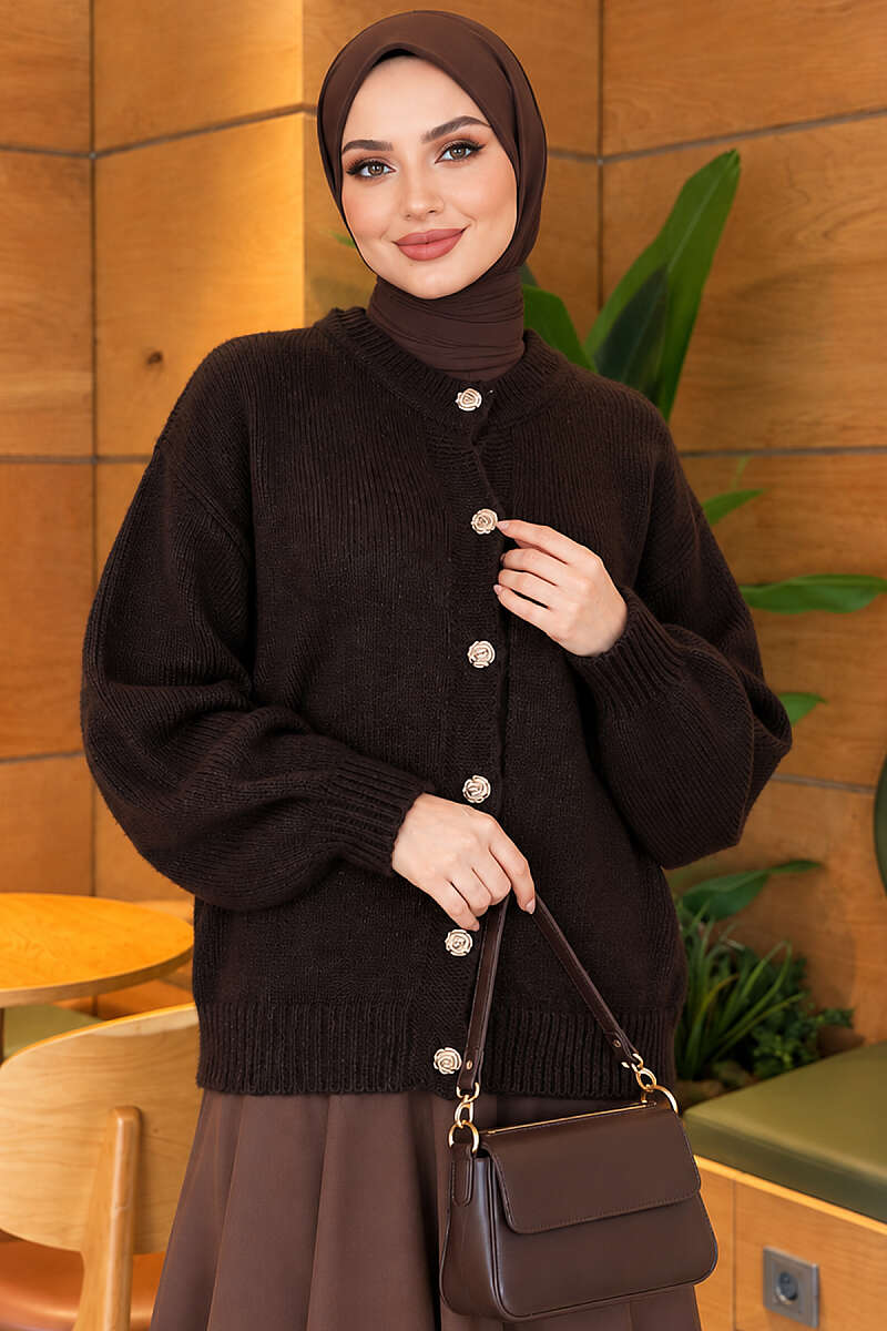 https://www.pazarium.com.tr/gold-dugmeli-ribanali-triko-hirka-aci-kahve-832695-20-B.jpg