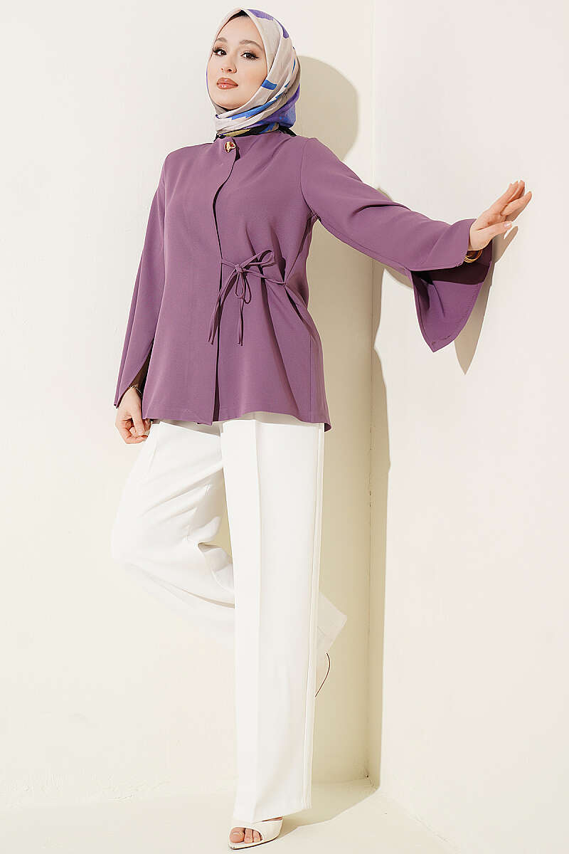 https://cdn.pazarium.com.tr/gold-dugmeli-yan-baglamali-kimono-lila-763067-18-B.jpg