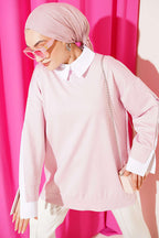 https://cdn.pazarium.com.tr/gomlek-garnili-tas-suslemeli-tunik-pembe-768970-18-B.jpg