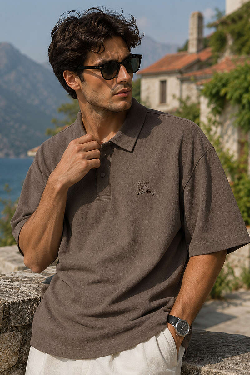 https://cdn.pazarium.com.tr/gomlek-yaka-citcitli-erkek-t-shirt-vizon-790241-19-B.jpg