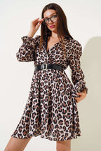 https://cdn.pazarium.com.tr/gomlek-yaka-saten-midi-elbise-leopar-543761-12-B.jpg