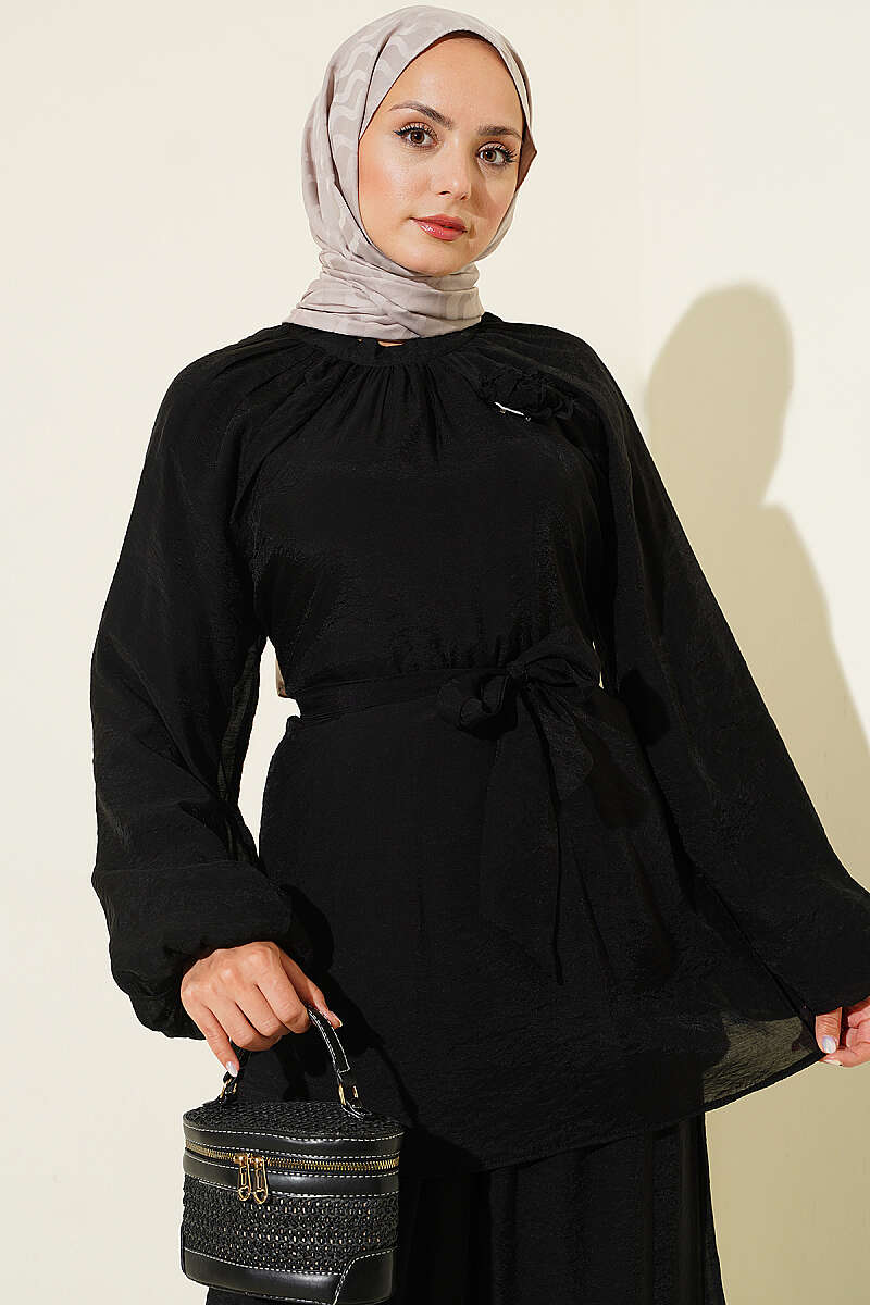 https://cdn.pazarium.com.tr/gul-broslu-salas-ikili-takim-siyah-810459-20-B.jpg