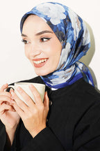 https://cdn.pazarium.com.tr/gul-desenli-soft-esarp-lacivert-820888-20-B.jpg