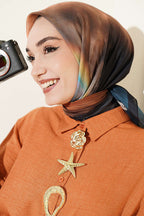 https://cdn.pazarium.com.tr/hologram-desenli-esarp-asorti-10-814045-20-B.jpg