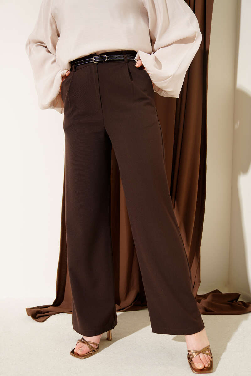 Pleated Fabric Pants with Thin Belt