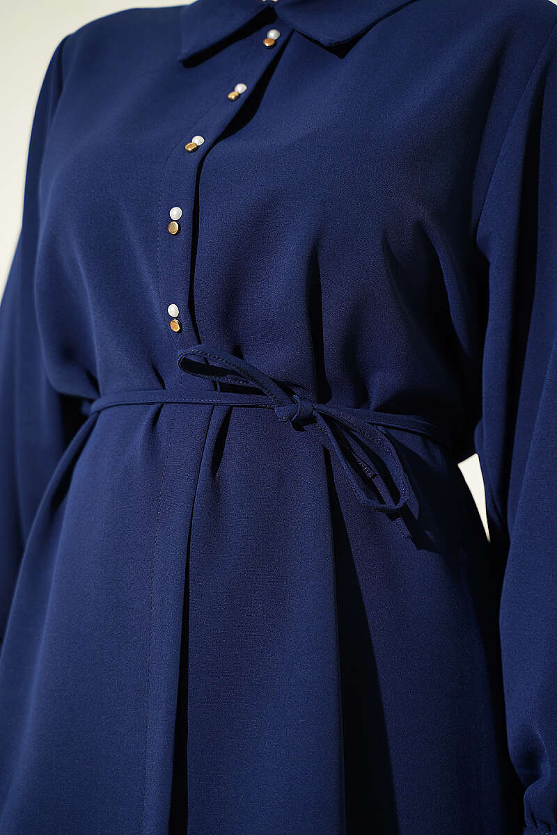 https://cdn.pazarium.com.tr/inci-sirali-parca-detayli-ikili-takim-lacivert-804848-19-B.jpg