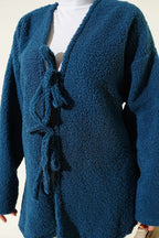 https://cdn.pazarium.com.tr/ip-baglama-detayli-ceket-indigo-728012-17-B.jpg