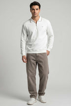 https://cdn.pazarium.com.tr/jakarli-polo-yaka-fermuarli-erkek-sweatshirt-beyaz-756524-18-B.jpg