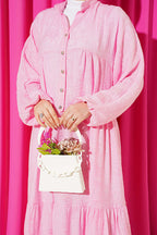 https://cdn.pazarium.com.tr/kabartma-desen-dugmeli-kat-elbise-pembe-781835-19-B.jpg