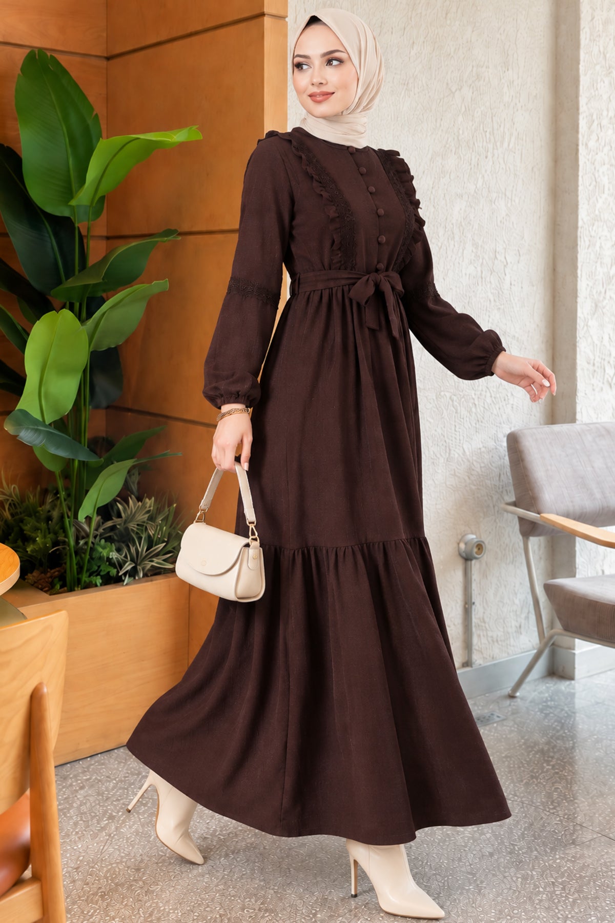 Brit - Robe boutonnée en guipure