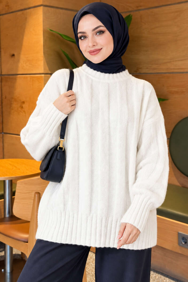 https://www.pazarium.com.tr/kalin-fitilli-triko-tunik-beyaz-831904-20-B.jpg