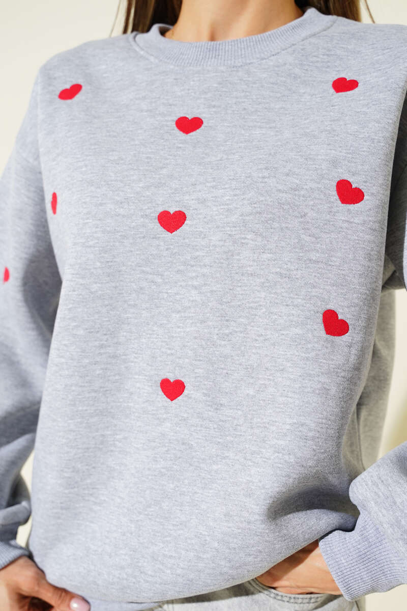 Kalp Nakış Detaylı Sweatshirt