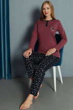 https://cdn.pazarium.com.tr/kalp-nakisli-pijama-takimi-magenta-517676-12-B.jpg