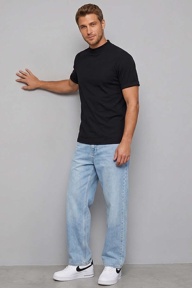 https://cdn.pazarium.com.tr/kapali-yaka-basic-erkek-t-shirt-siyah-771103-18-B.jpg