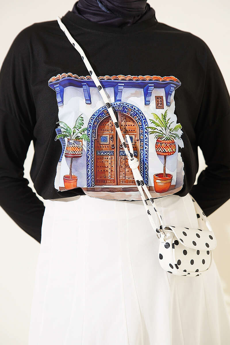 https://cdn.pazarium.com.tr/kapi-baskili-basic-tunik-siyah-808358-20-B.jpg