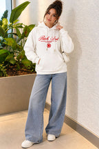 https://cdn.pazarium.com.tr/kapusonlu-baski-detayli-sweatshirt-ekru-828530-20-B.jpg