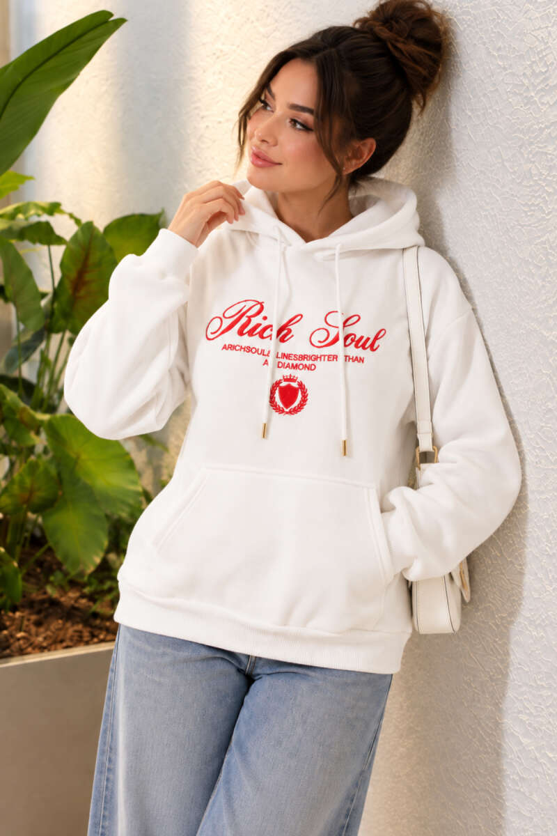 https://cdn.pazarium.com.tr/kapusonlu-baski-detayli-sweatshirt-ekru-828531-20-B.jpg