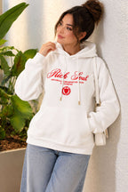 https://cdn.pazarium.com.tr/kapusonlu-baski-detayli-sweatshirt-ekru-828531-20-B.jpg