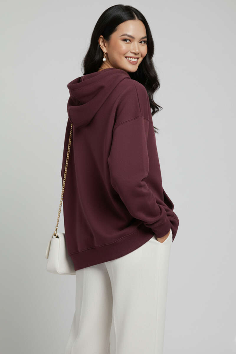 https://cdn.pazarium.com.tr/kapusonlu-kanguru-cepli-sweatshirt-murdum-680167-16-B.jpg