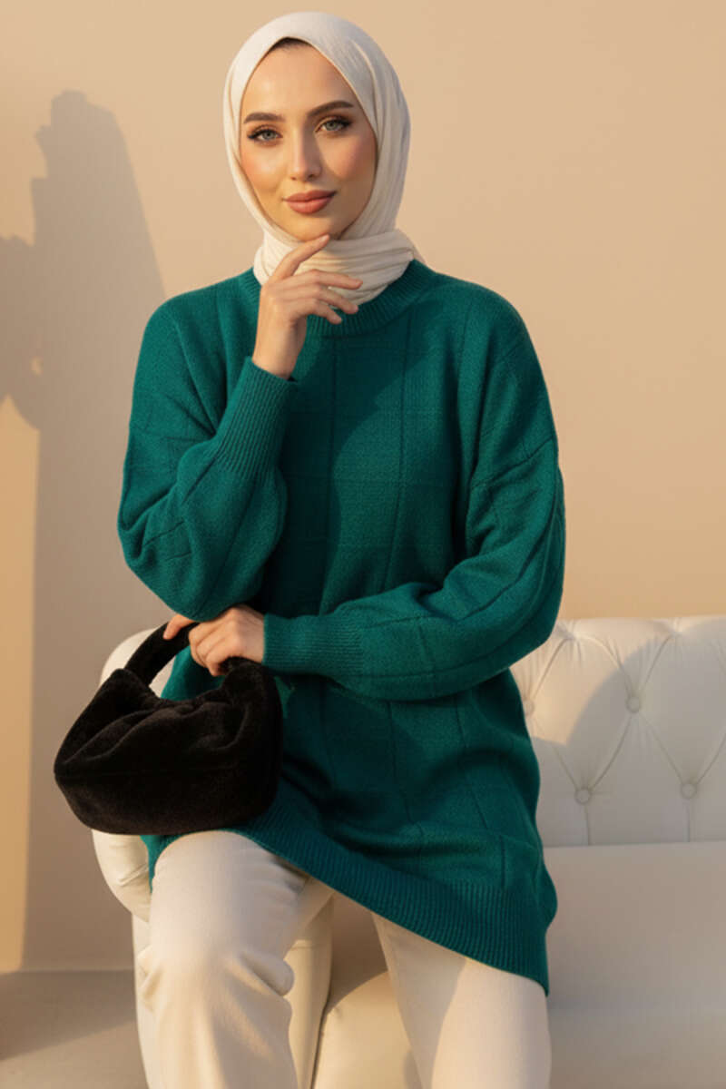 Kare Kabartmalı Yumoş Triko Tunik