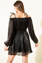 https://cdn.pazarium.com.tr/kayik-yaka-transparan-sifon-mini-elbise-siyah-719179-17-B.jpg