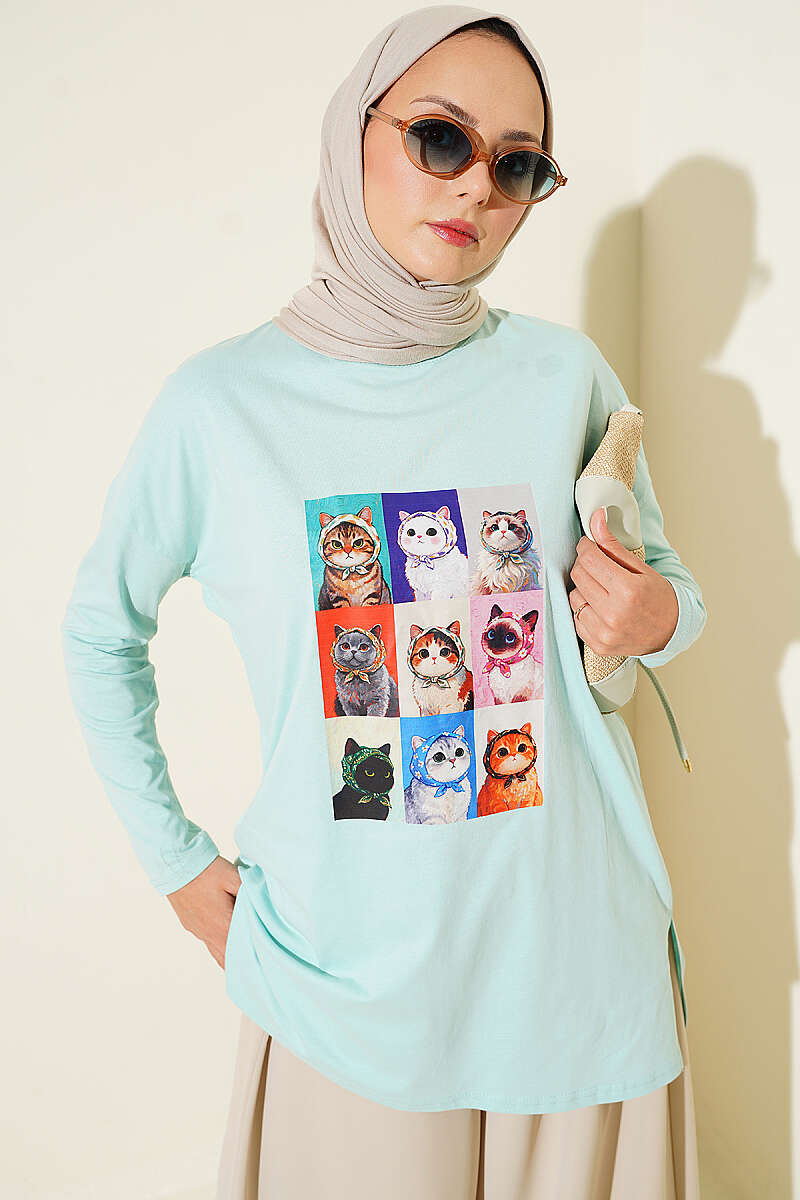 https://cdn.pazarium.com.tr/kedi-baskili-tunik-su-yesili-812773-20-B.jpg
