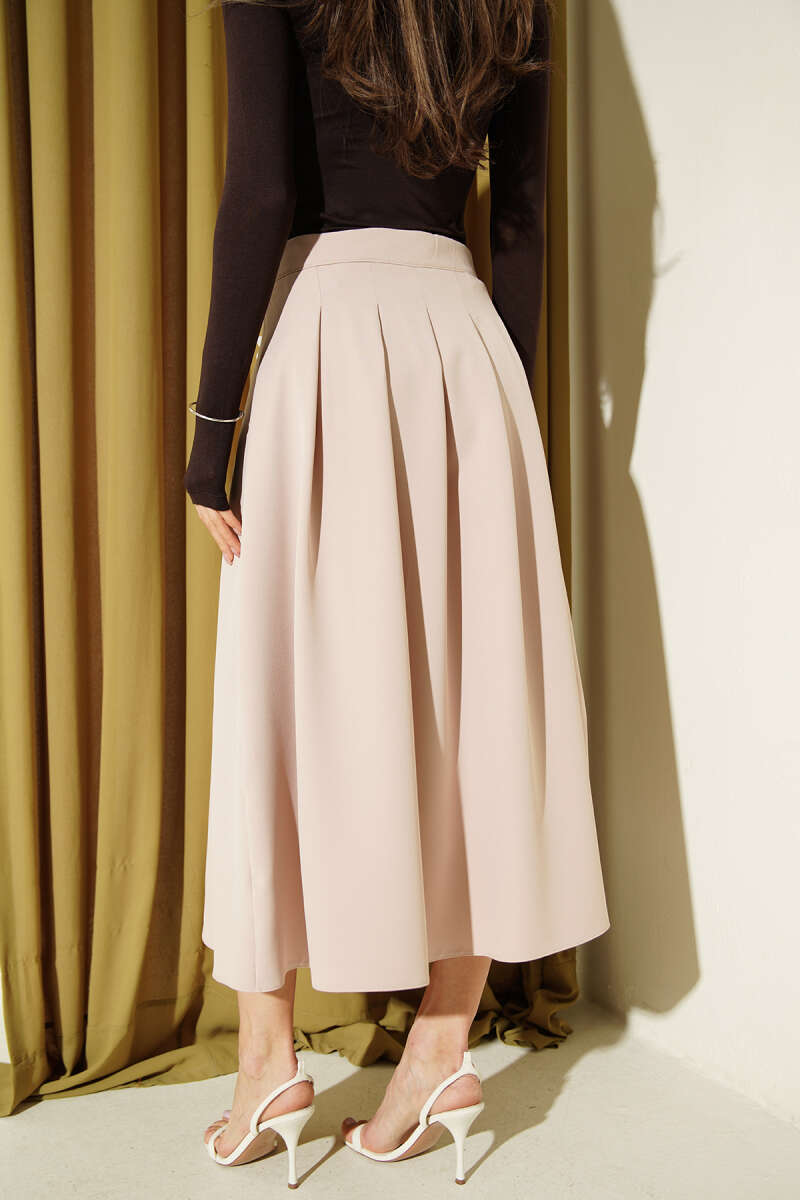 Kemer Detaylı Yırtmaçlı Midi Etek