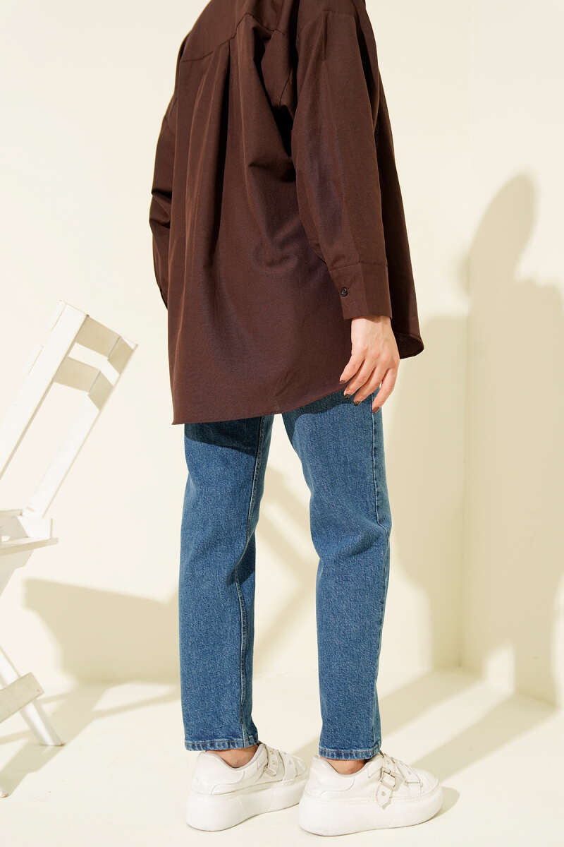 https://cdn.pazarium.com.tr/kemerli-mom-jeans-pantolon-mavi-715048-17-B.jpg