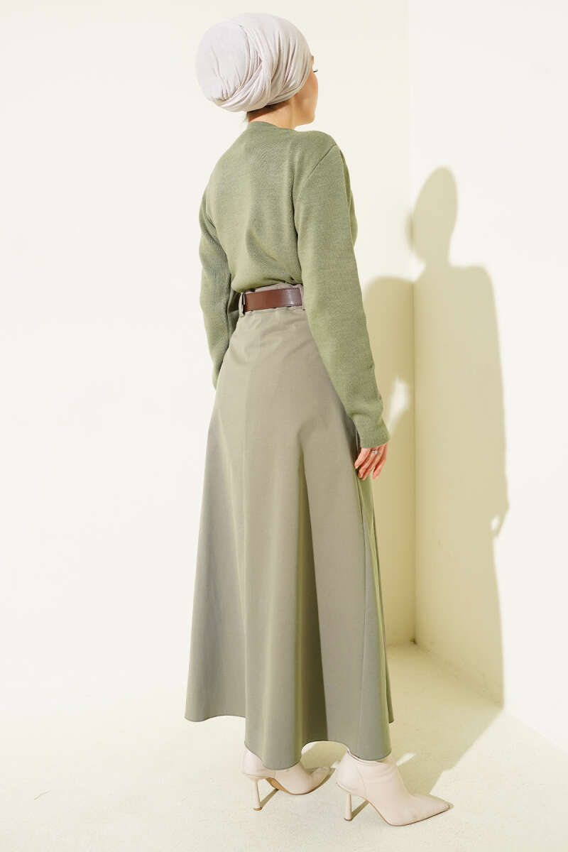 Belted Pleated Flared Skirt