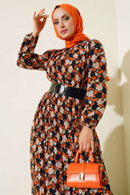 https://cdn.pazarium.com.tr/kemerli-piliseli-sifon-elbise-oranj-522644-12-B.jpg