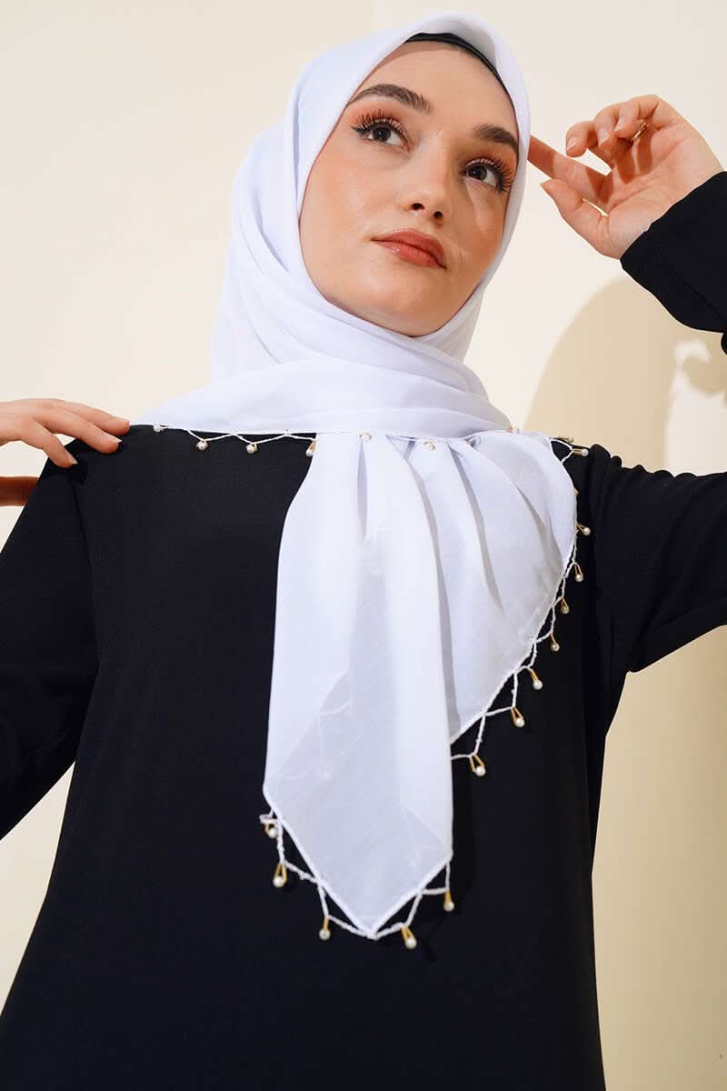 Kenarları Boncuk İşlemeli Yazma Eşarp