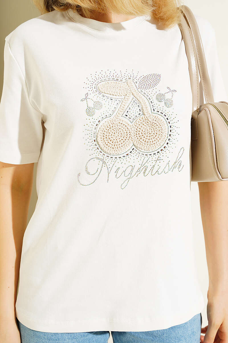 Kiraz Baskılı Mini Taşlı T-shirt