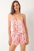 https://cdn.pazarium.com.tr/kiraz-desen-askili-saten-pijama-takimi-pembe-538377-12-B.jpg