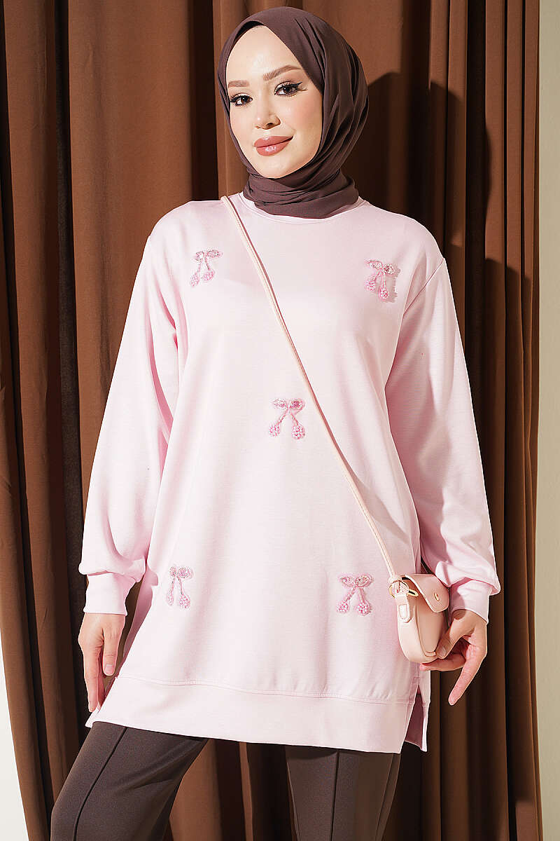 https://www.pazarium.com.tr/kiraz-nakis-islemeli-loysa-tunik-pembe-829524-20-B.jpg