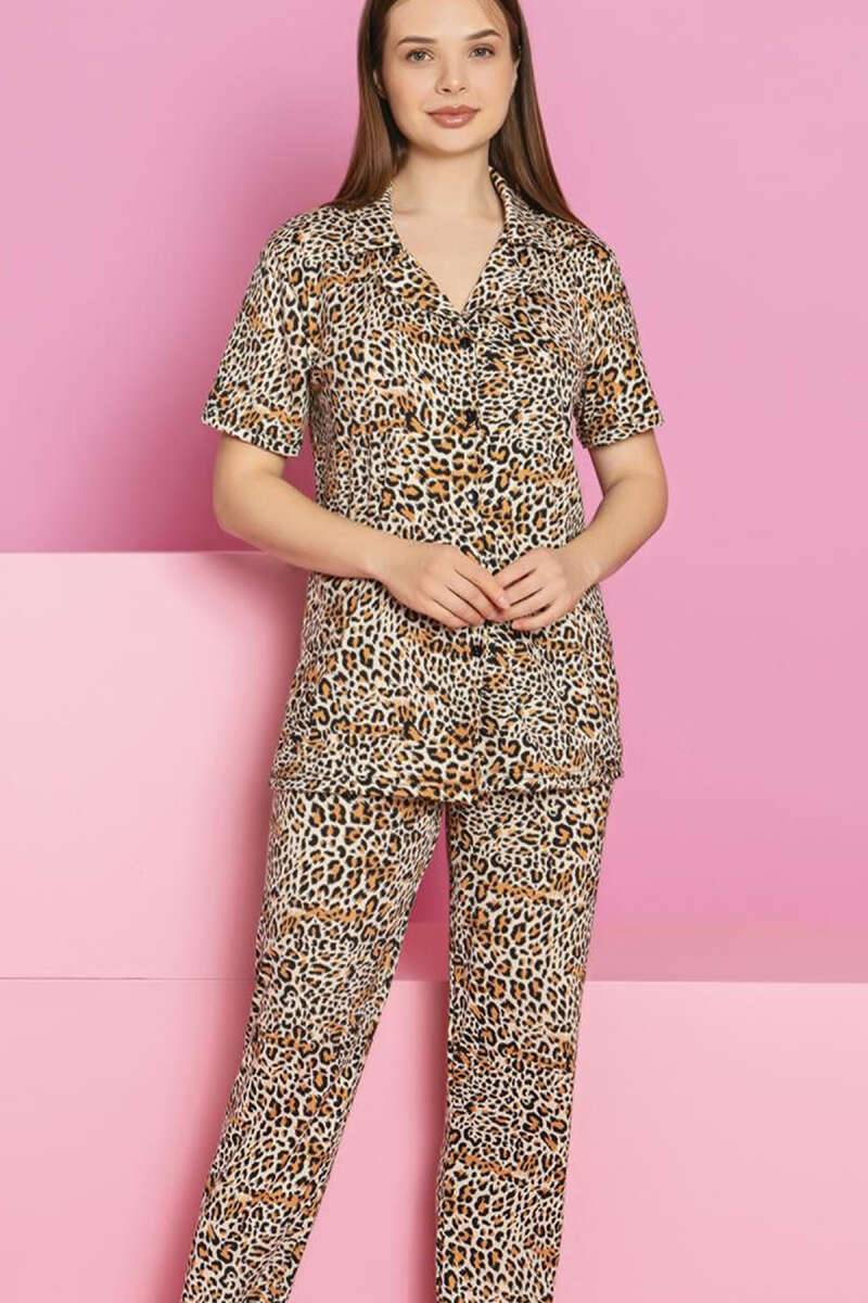 https://cdn.pazarium.com.tr/kisa-kol-leopar-baskili-dugmeli-pijama-takimi-leopar-612643-14-B.jpg